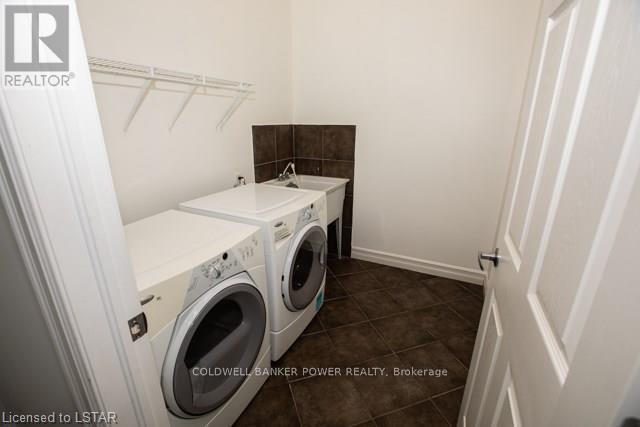176 Tanoak Drive, London North, Ontario  N6G 5R3 - Photo 12 - X13478638