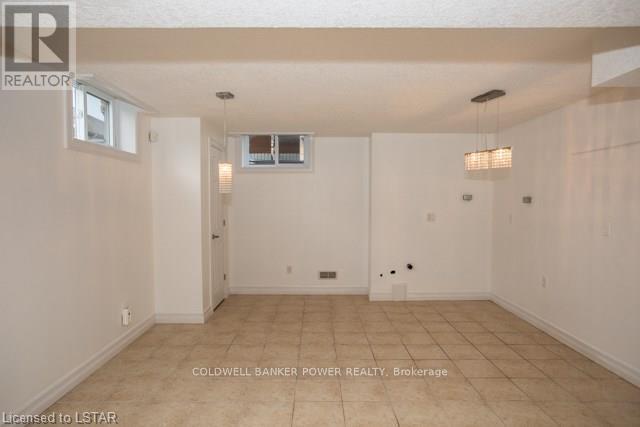 176 Tanoak Drive, London North, Ontario  N6G 5R3 - Photo 20 - X13478638