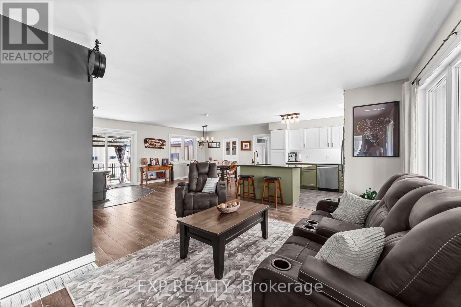9221 Hickory Drive, Strathroy-Caradoc, Ontario  N7G 3H3 - Photo 10 - X13478668