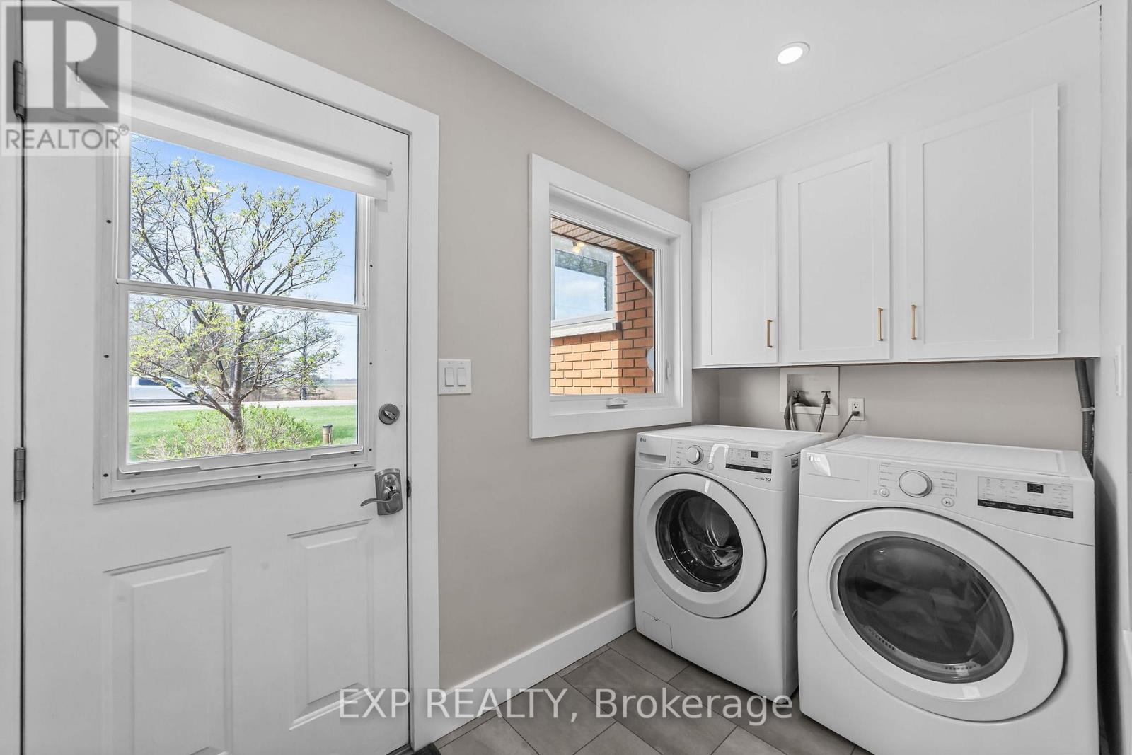 9221 Hickory Drive, Strathroy-Caradoc, Ontario  N7G 3H3 - Photo 19 - X13478668