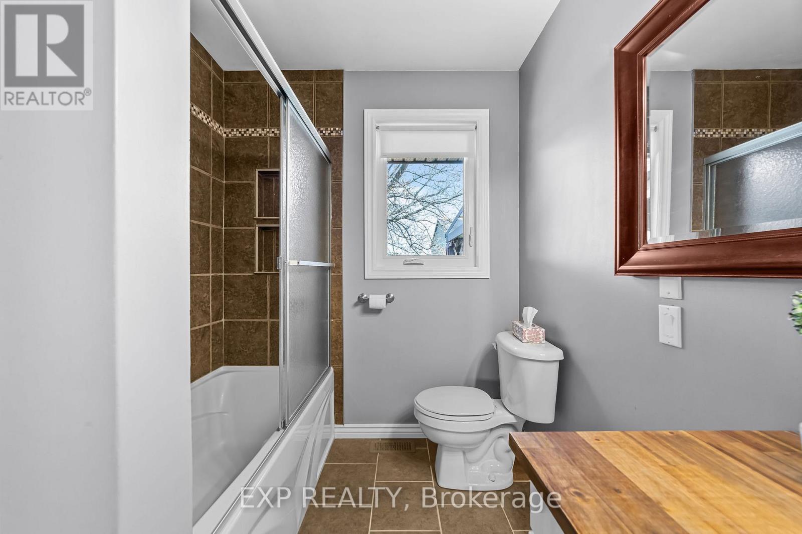 9221 Hickory Drive, Strathroy-Caradoc, Ontario  N7G 3H3 - Photo 22 - X13478668