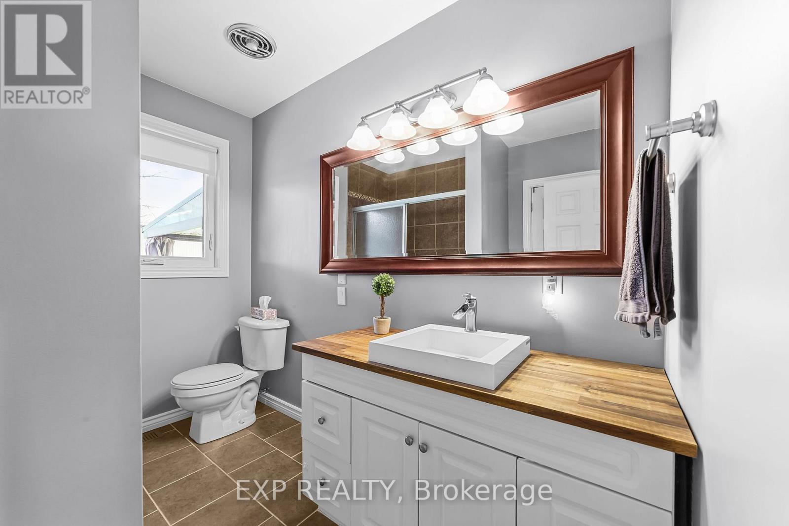 9221 Hickory Drive, Strathroy-Caradoc, Ontario  N7G 3H3 - Photo 23 - X13478668