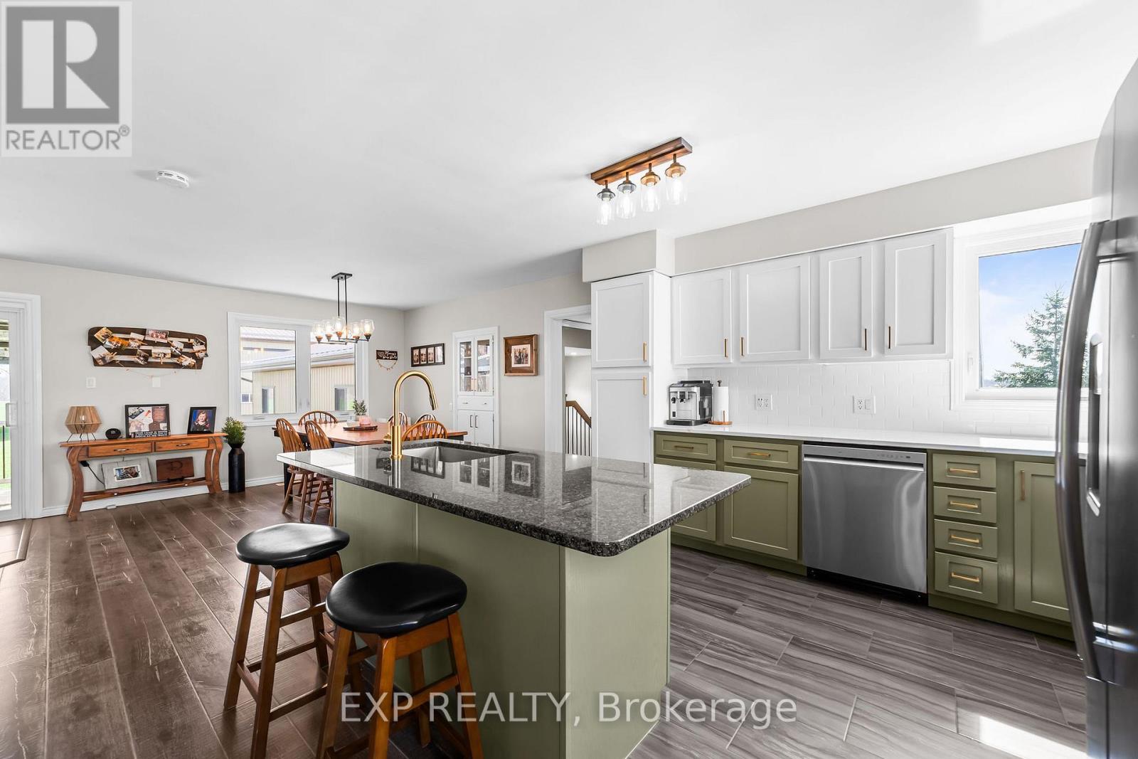 9221 Hickory Drive, Strathroy-Caradoc, Ontario  N7G 3H3 - Photo 5 - X13478668