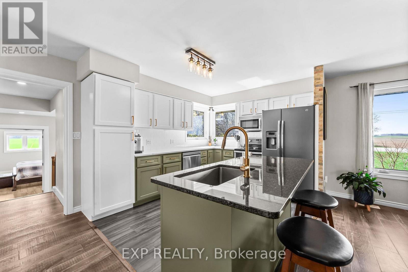 9221 Hickory Drive, Strathroy-Caradoc, Ontario  N7G 3H3 - Photo 8 - X13478668