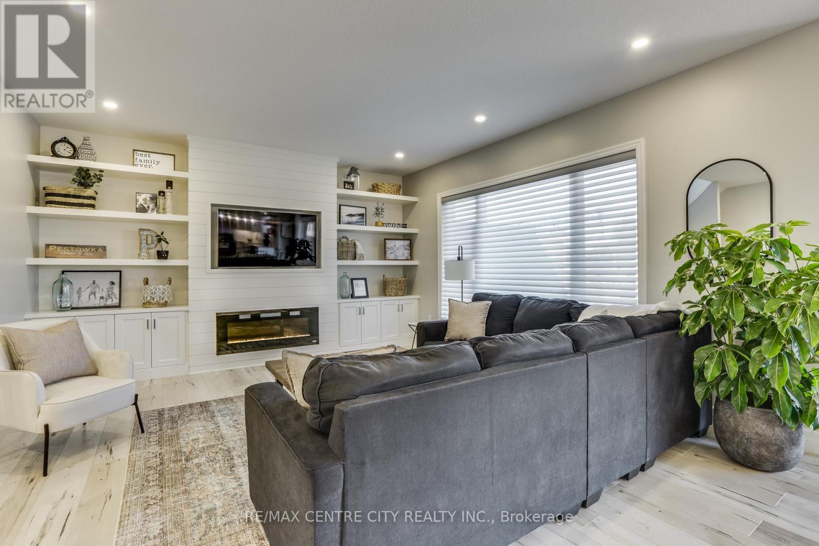 108 Stuart Avenue, Lucan Biddulph, Ontario  N0M 2J0 - Photo 10 - X13478710