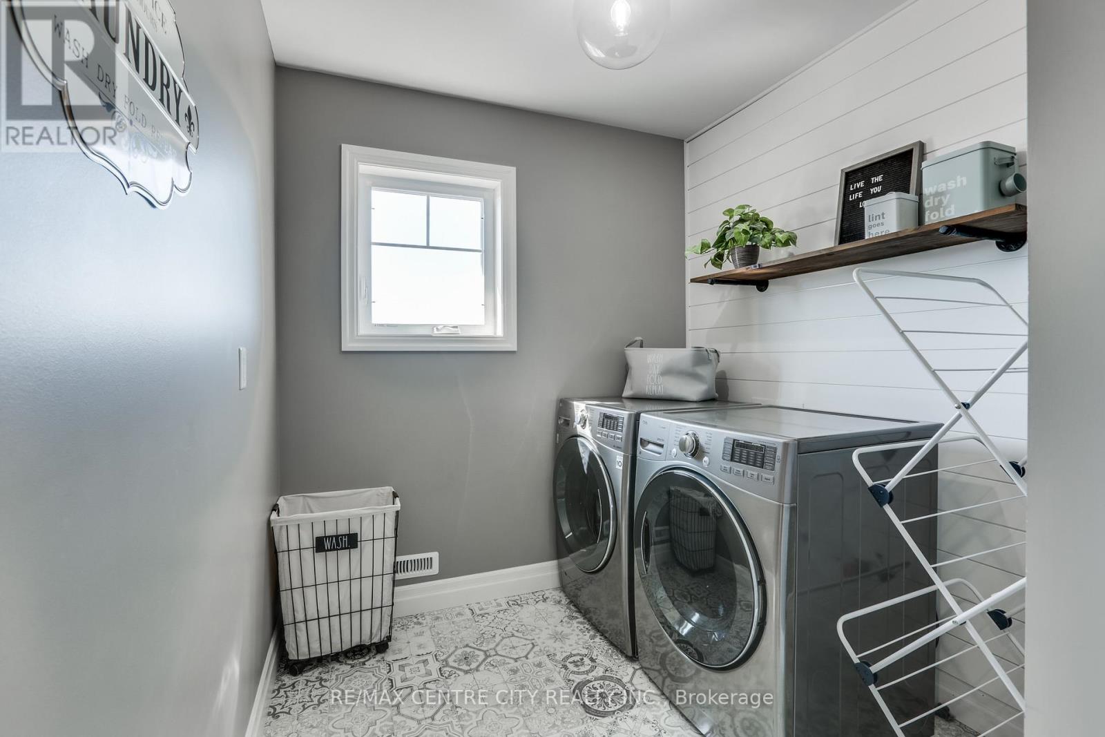 108 Stuart Avenue, Lucan Biddulph, Ontario  N0M 2J0 - Photo 26 - X13478710