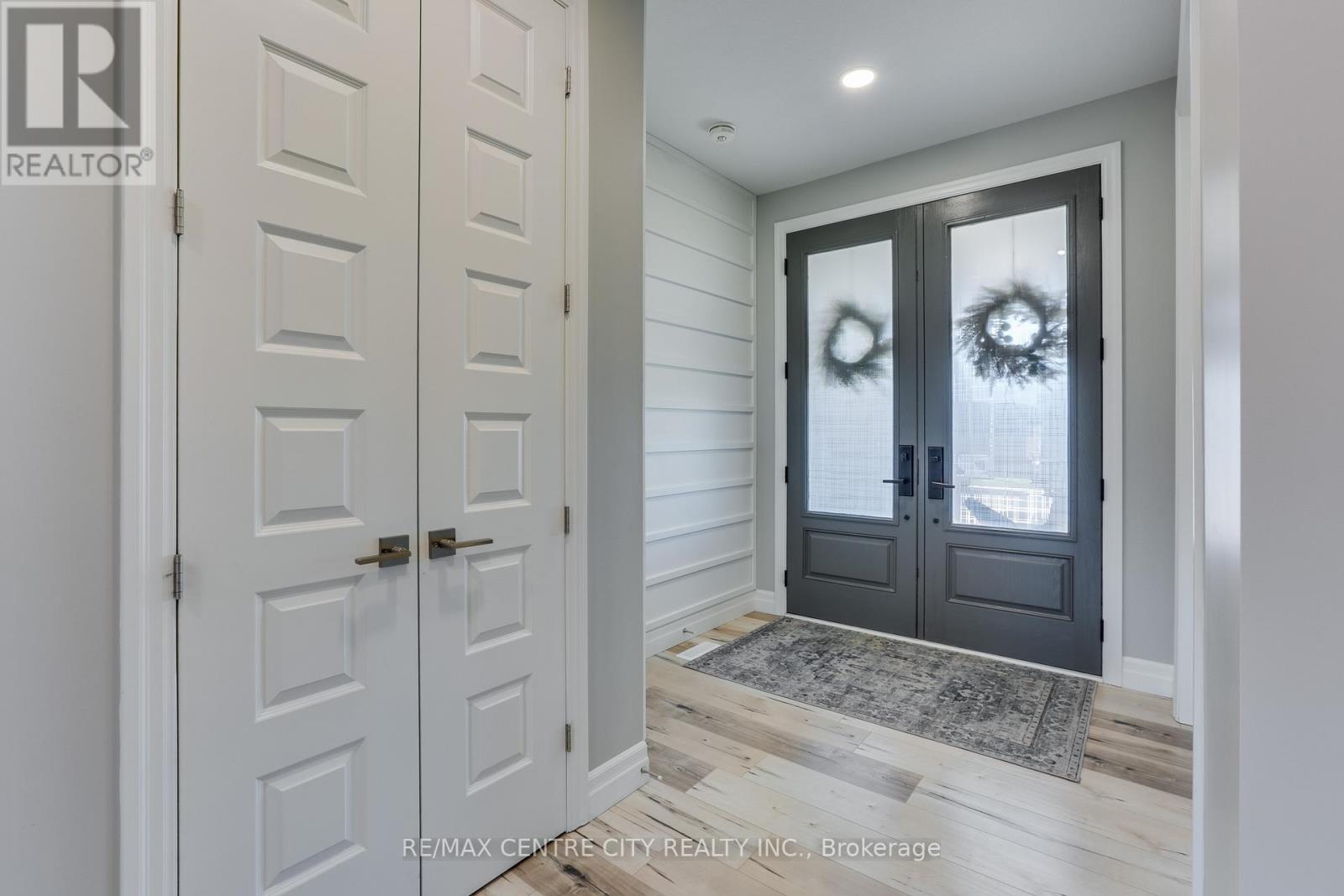 108 Stuart Avenue, Lucan Biddulph, Ontario  N0M 2J0 - Photo 3 - X13478710