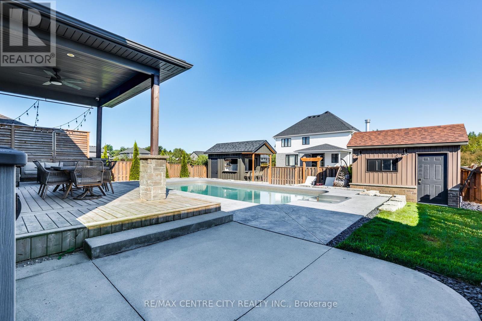 108 Stuart Avenue, Lucan Biddulph, Ontario  N0M 2J0 - Photo 35 - X13478710