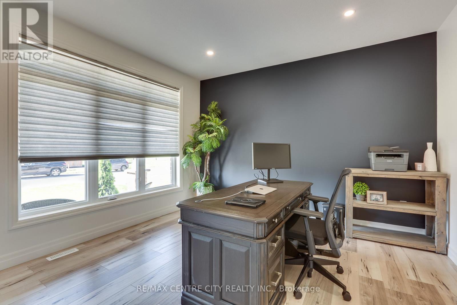 108 Stuart Avenue, Lucan Biddulph, Ontario  N0M 2J0 - Photo 5 - X13478710