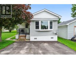 10 SADDLE AVENUE, Rideau Lakes, Ontario