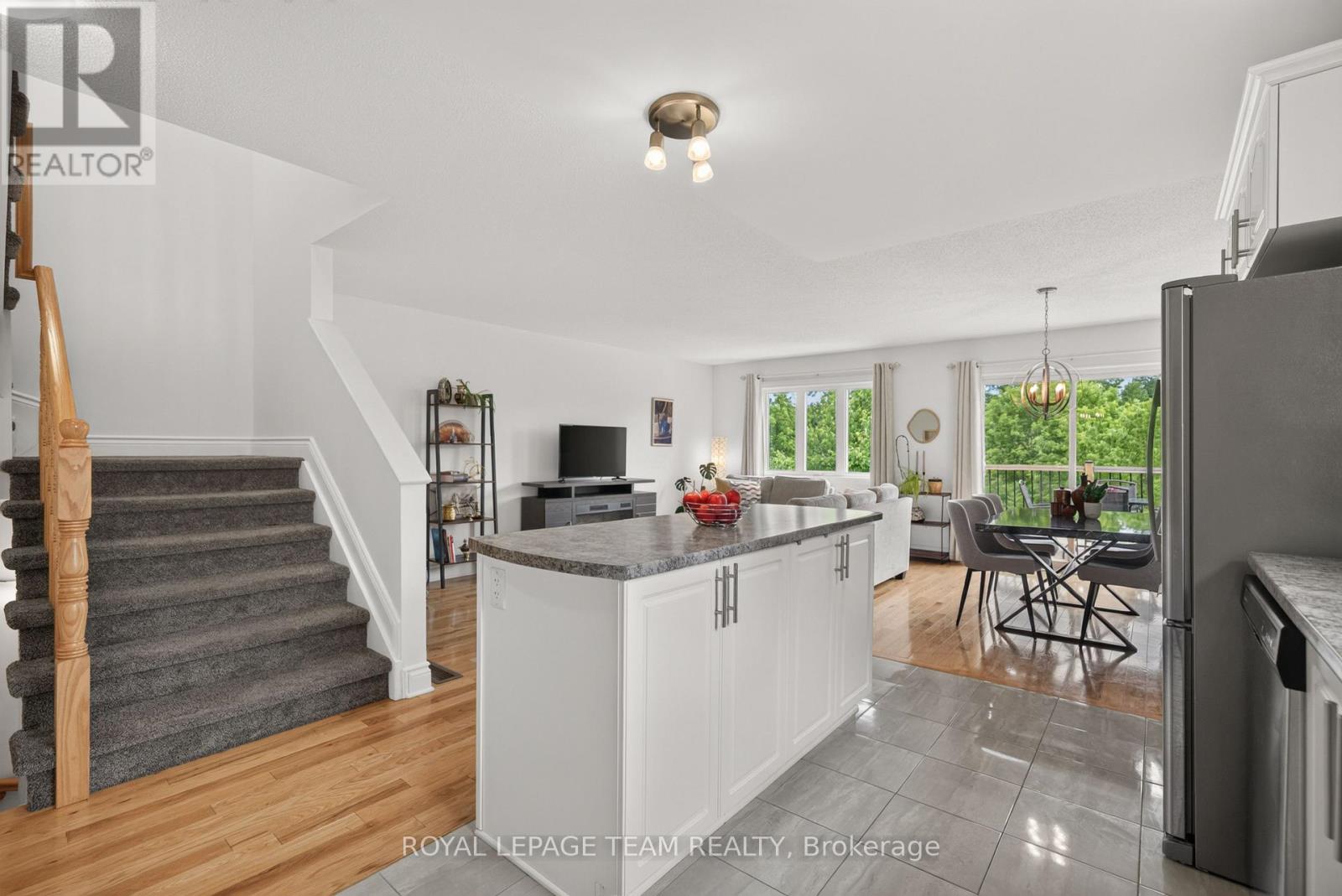 2269 Marble Crescent, Clarence-Rockland, Ontario  K4K 0G9 - Photo 10 - X13478814