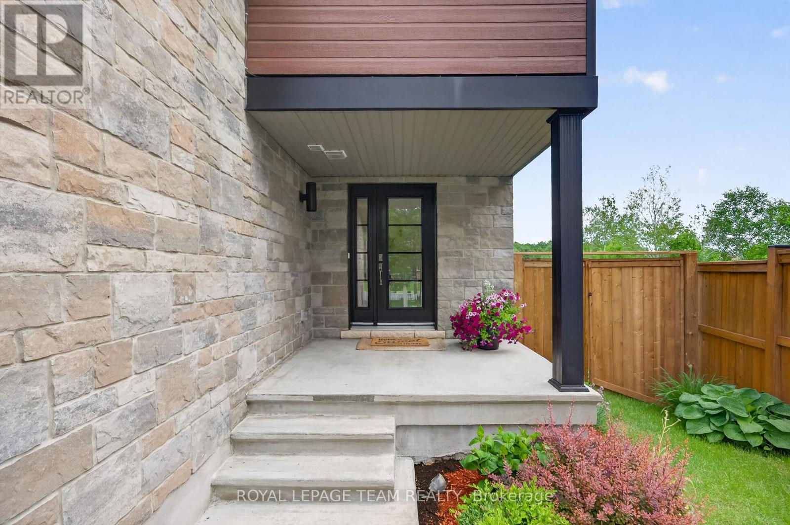 2269 Marble Crescent, Clarence-Rockland, Ontario  K4K 0G9 - Photo 4 - X13478814