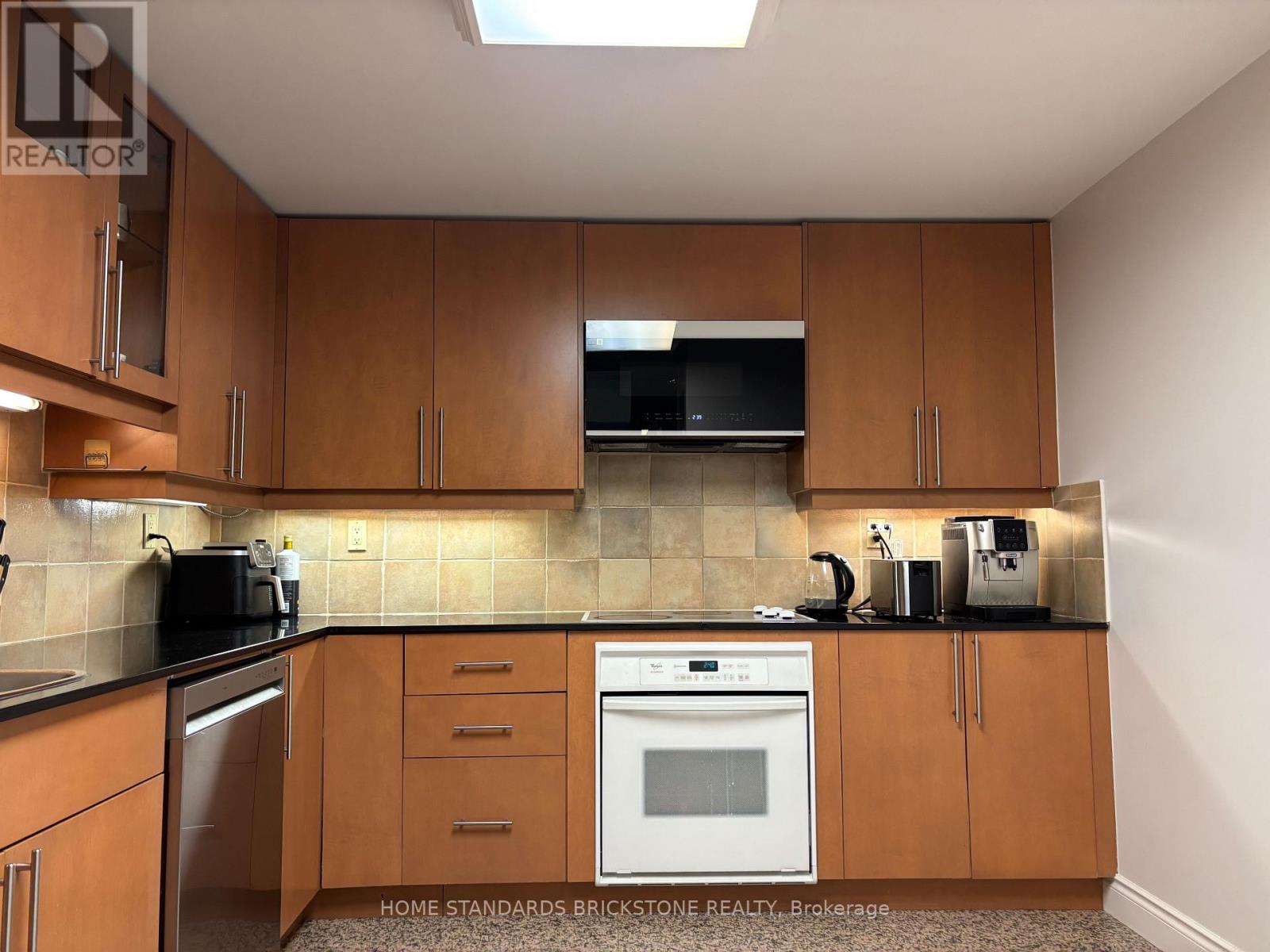 202 - 9 Greenbriar Road, Toronto, Ontario  M2K 1H4 - Photo 5 - C13475660