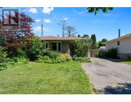 11 ABRAHAM DRIVE, St. Catharines, Ontario
