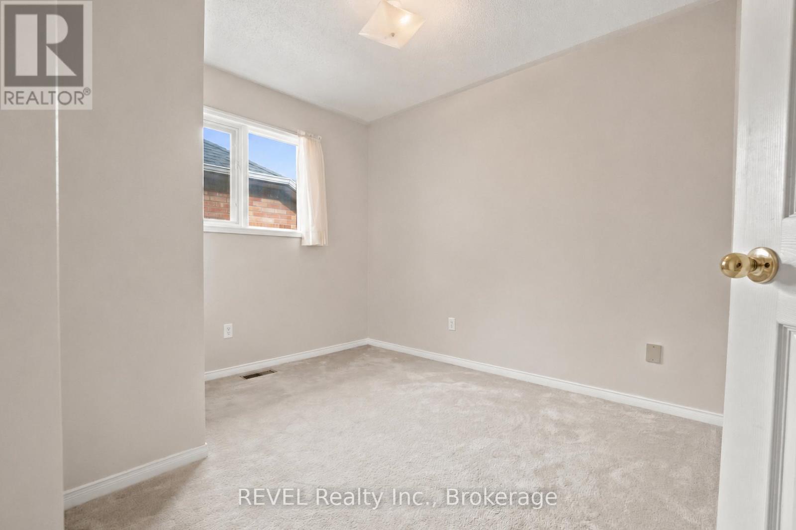86 Madison Court W, Welland, Ontario  L3C 7G1 - Photo 16 - X13478540