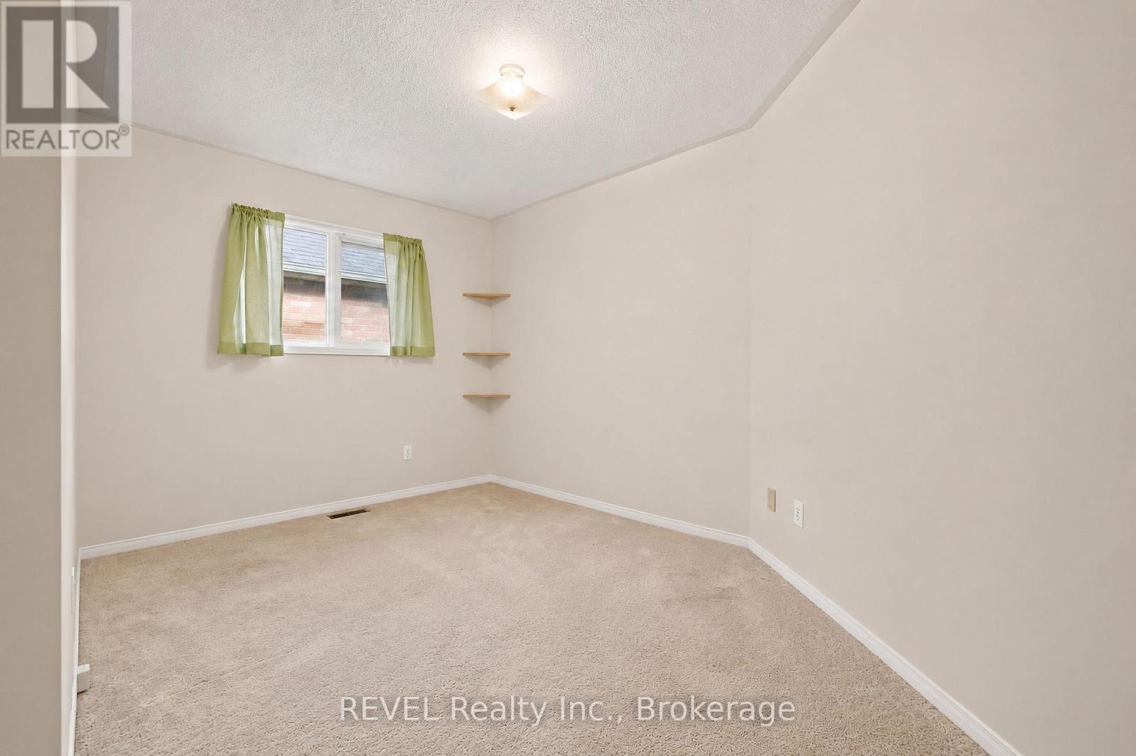 86 Madison Court W, Welland, Ontario  L3C 7G1 - Photo 17 - X13478540