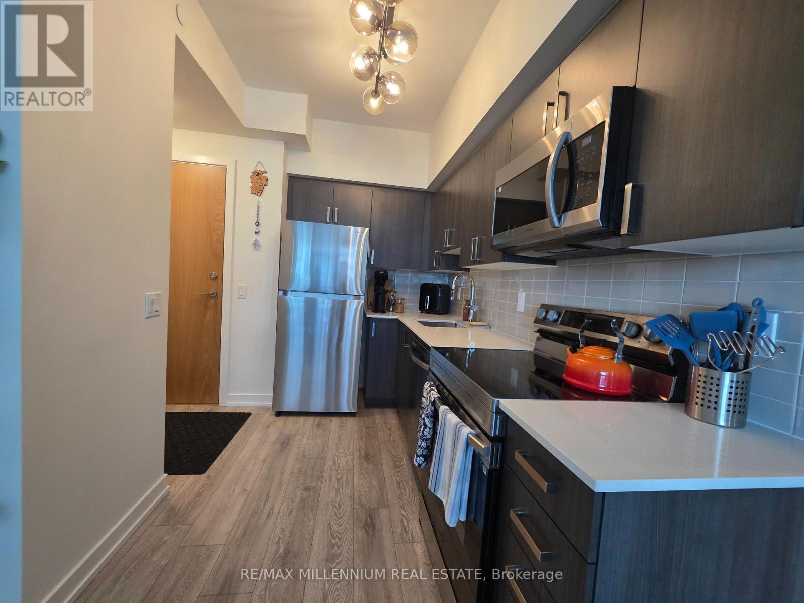 2506 - 1455 Celebration Drive, Pickering, Ontario  L1W 0C3 - Photo 17 - E13474262