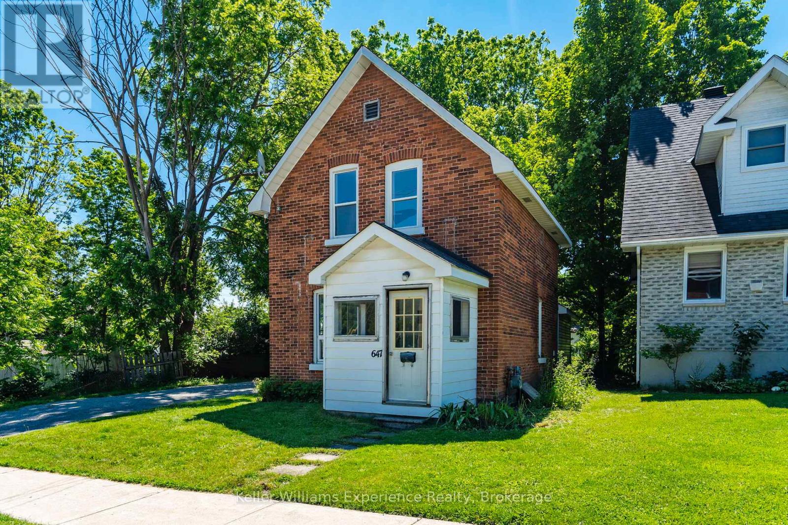 647 OTTAWA STREET, Midland, Ontario