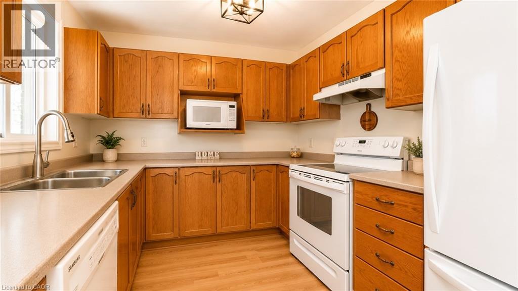 31 Kinross Street Unit# 1, Caledonia, Ontario  N3W 1J7 - Photo 10 - 40831595