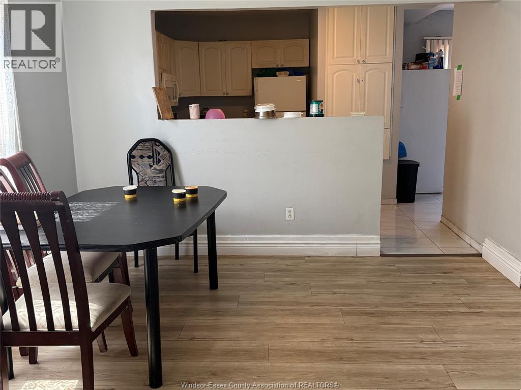 961 Campbell, Windsor, Ontario  N9B 2J4 - Photo 5 - 26014879