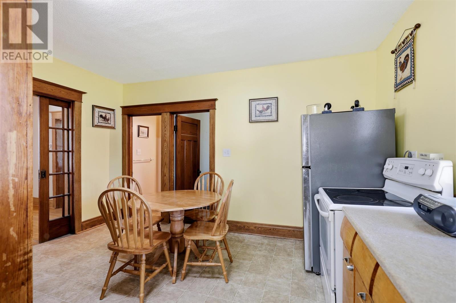 120 Mcnabb St, Sault Ste. Marie, Ontario P6B 1X9 - Photo 8 - SM261556