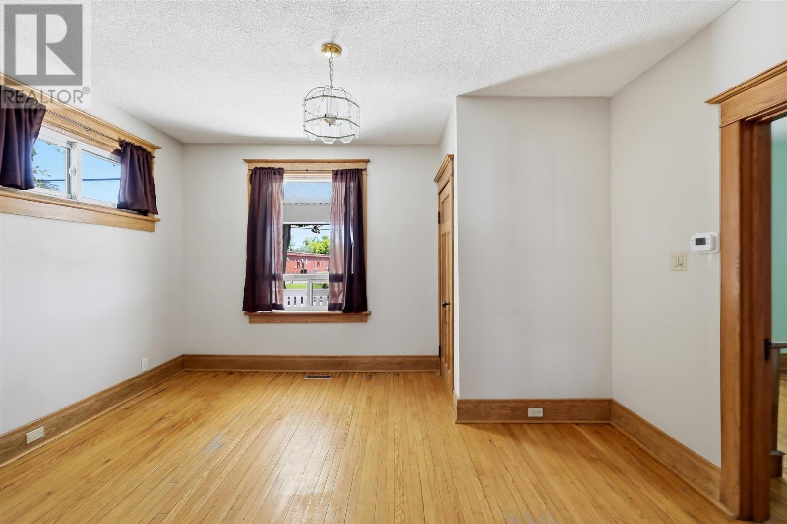 120 Mcnabb St, Sault Ste. Marie, Ontario P6B 1X9 - Photo 5 - SM261556