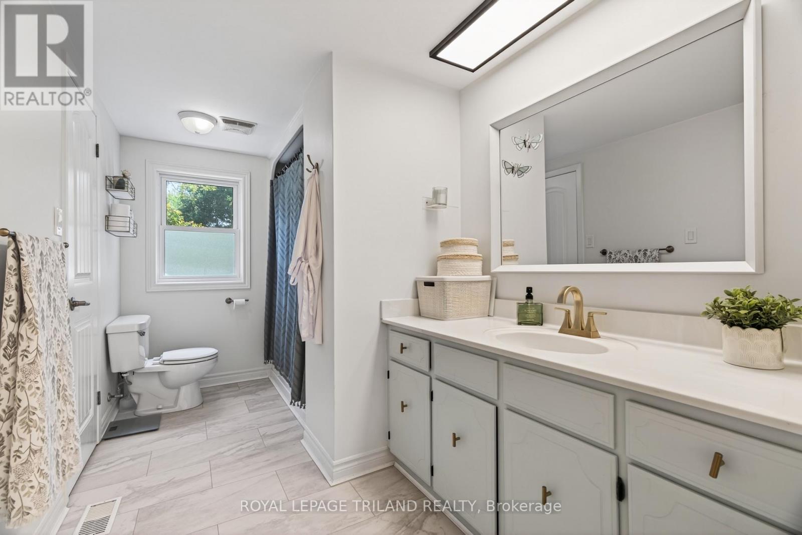 496 Thames Street, Plympton-Wyoming, Ontario  N0N 1T0 - Photo 23 - X13414132