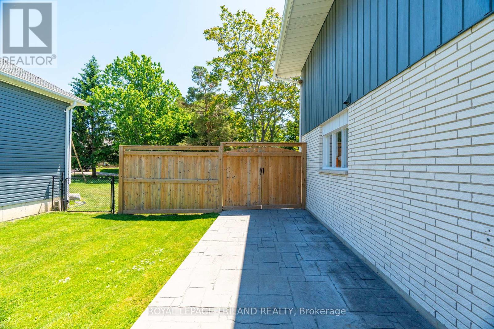 496 Thames Street, Plympton-Wyoming, Ontario  N0N 1T0 - Photo 47 - X13414132