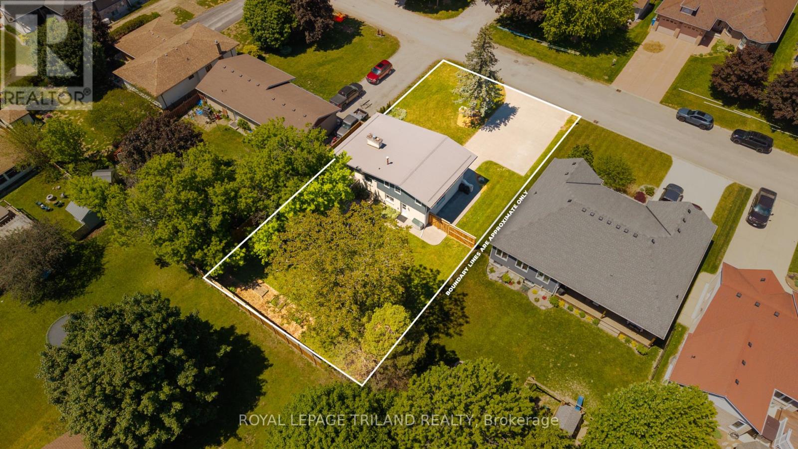 496 Thames Street, Plympton-Wyoming, Ontario  N0N 1T0 - Photo 7 - X13414132