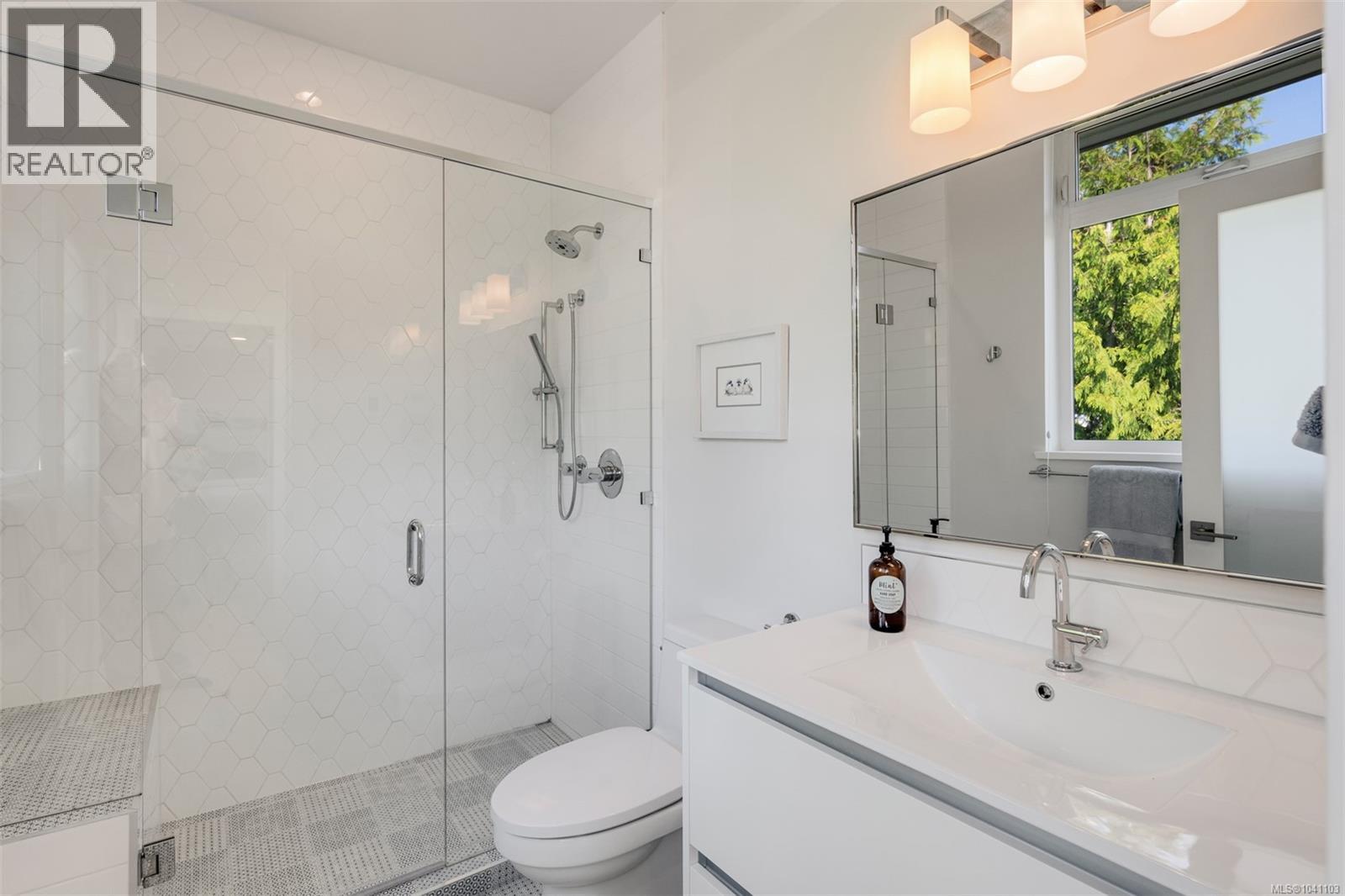 5097 Cordova Bay Rd, Saanich, British Columbia  V8Y 2K1 - Photo 48 - 1041103