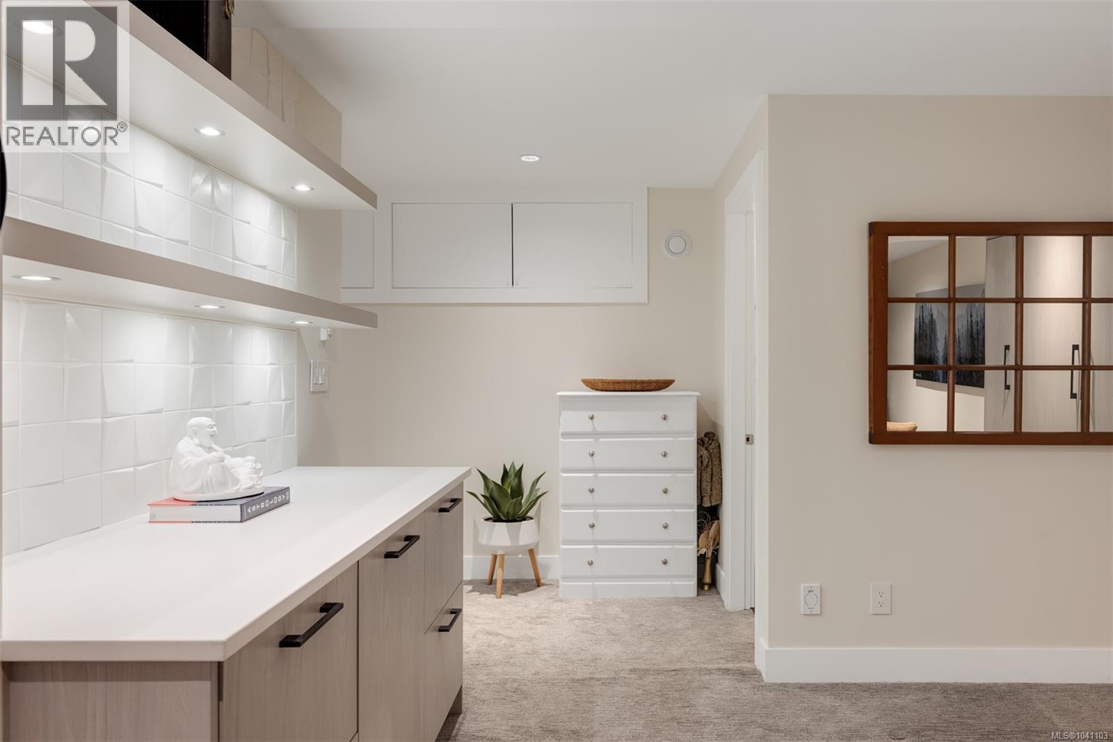 5097 Cordova Bay Rd, Saanich, British Columbia  V8Y 2K1 - Photo 57 - 1041103