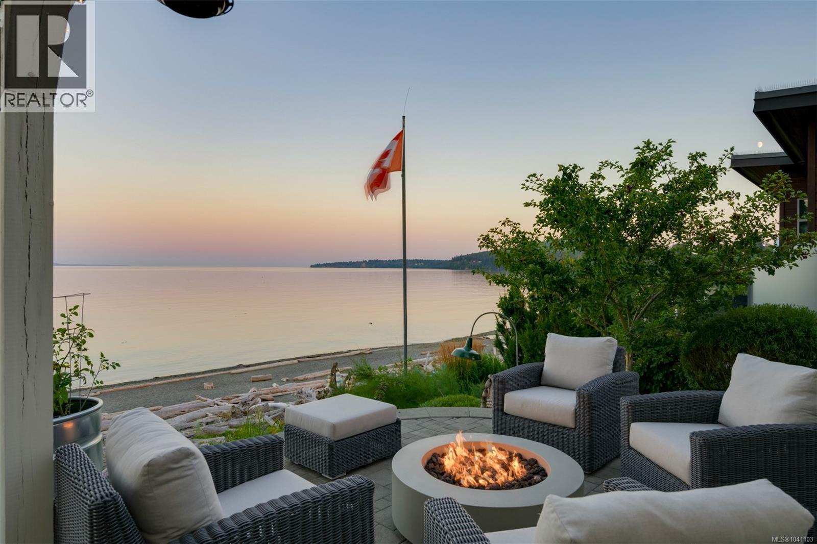 5097 Cordova Bay Rd, Saanich, British Columbia  V8Y 2K1 - Photo 65 - 1041103