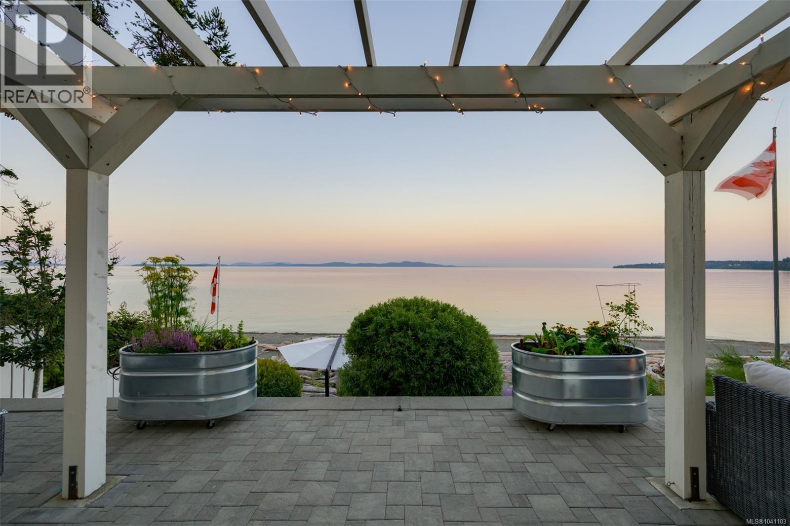 5097 Cordova Bay Rd, Saanich, British Columbia  V8Y 2K1 - Photo 66 - 1041103