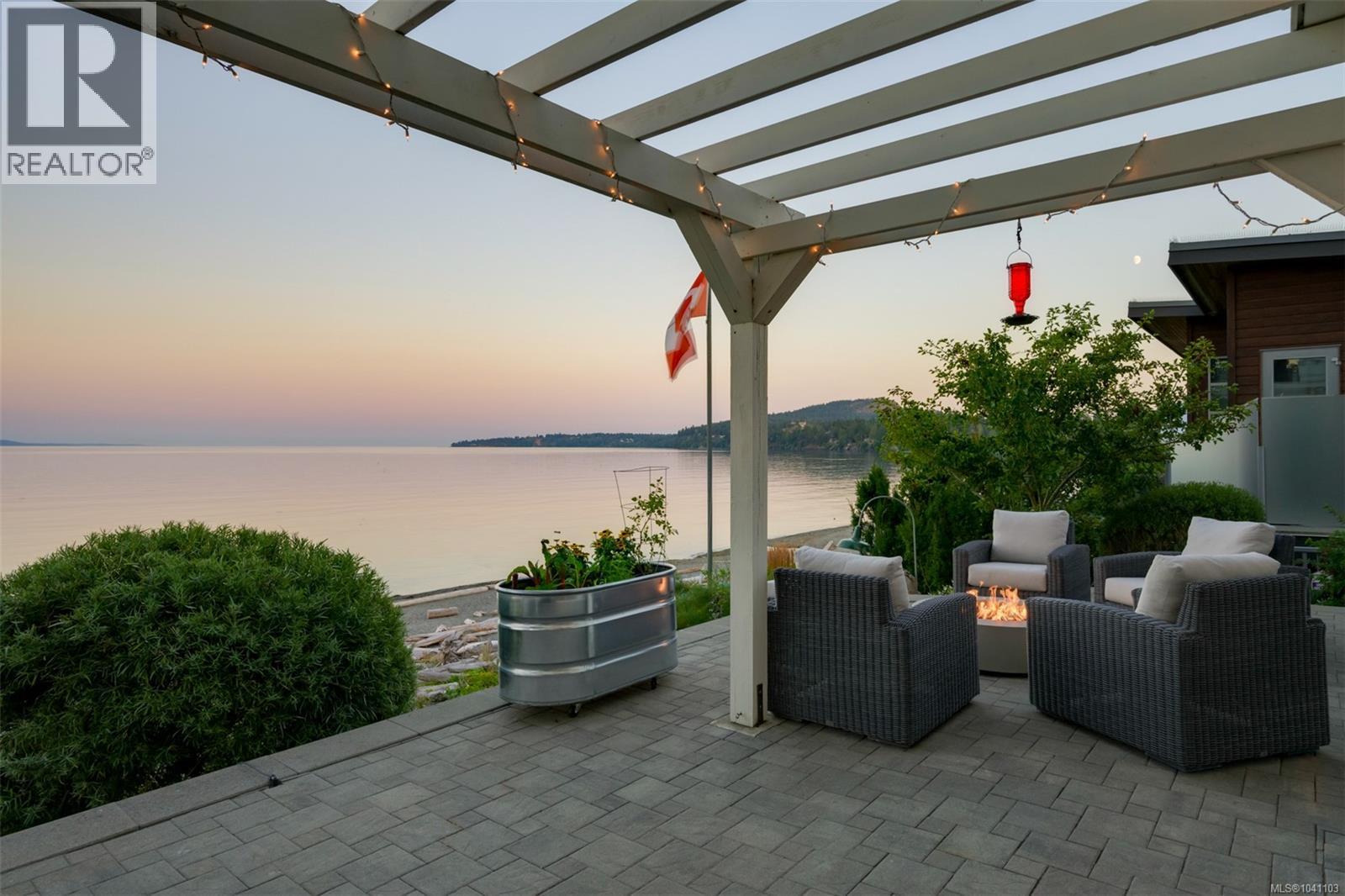 5097 Cordova Bay Rd, Saanich, British Columbia  V8Y 2K1 - Photo 67 - 1041103