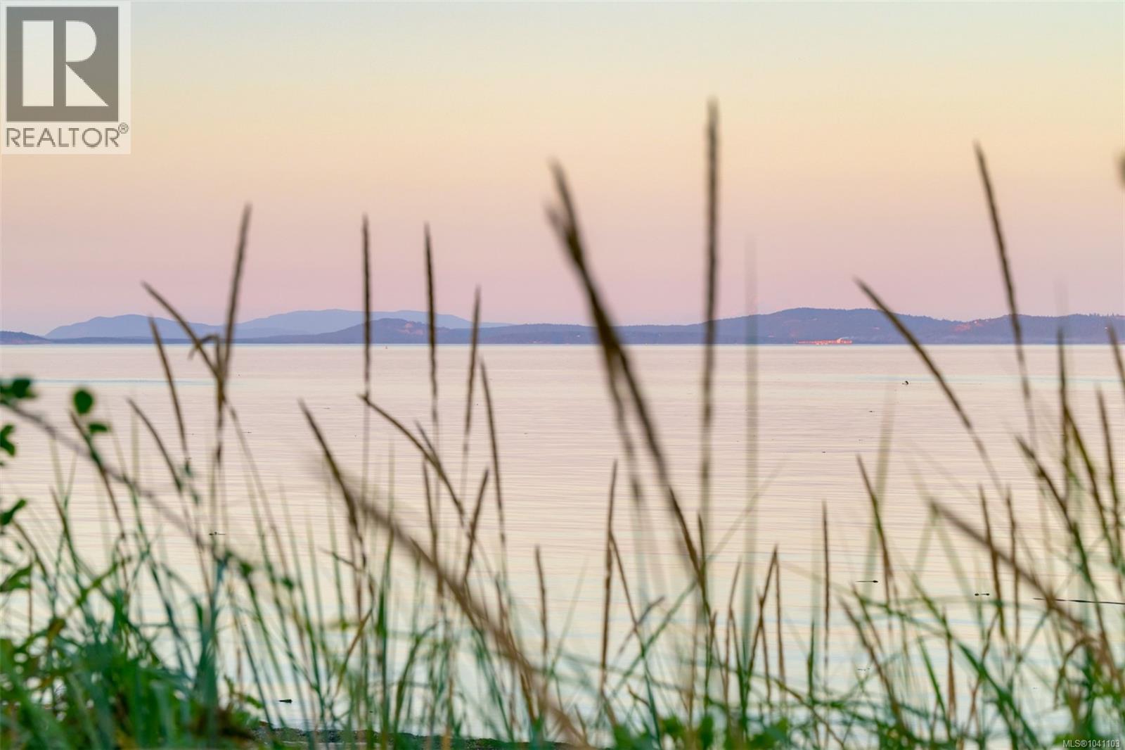 5097 Cordova Bay Rd, Saanich, British Columbia  V8Y 2K1 - Photo 76 - 1041103