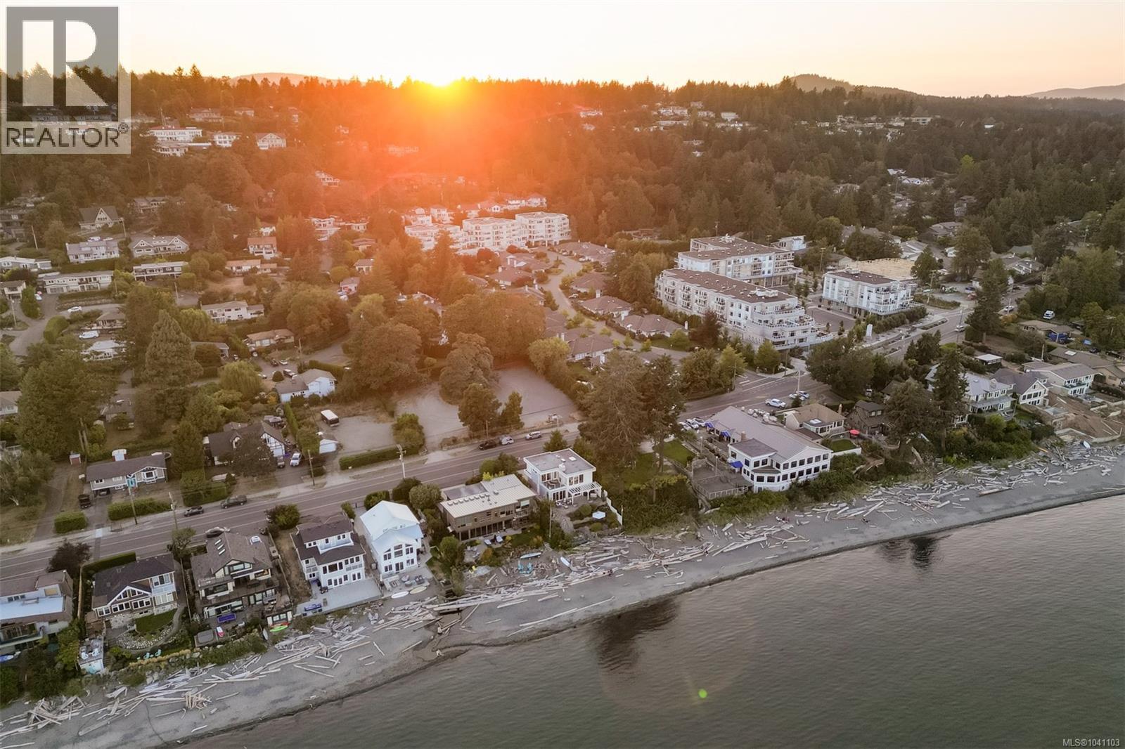 5097 Cordova Bay Rd, Saanich, British Columbia  V8Y 2K1 - Photo 77 - 1041103