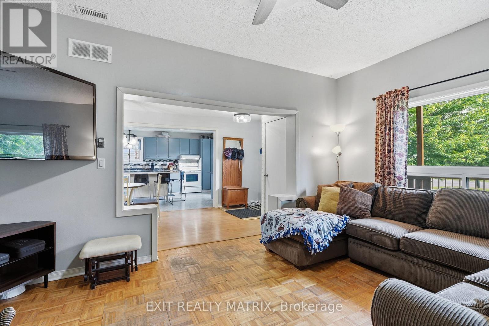 1320 St Joseph Road, Russell, Ontario  K0A 1W0 - Photo 7 - X13467600