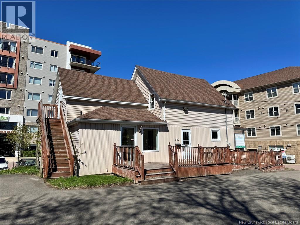 100 Sunset Avenue, Dieppe, New Brunswick  E1A 2Z3 - Photo 1 - NB122015