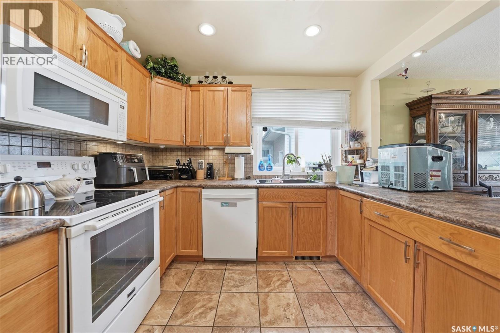 20 Clark Crescent, Saskatoon, Saskatchewan  S7H 3L9 - Photo 8 - SK040273