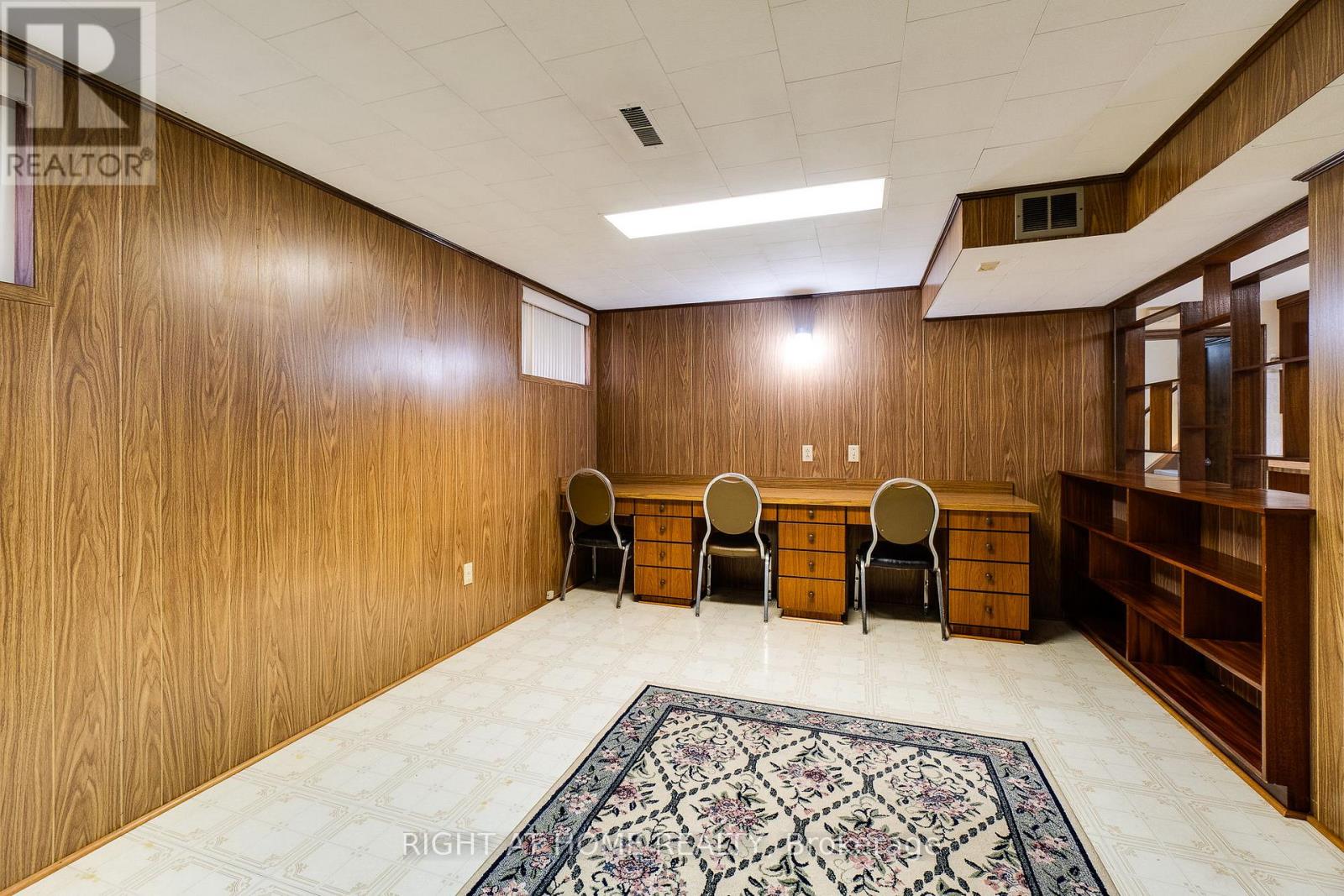 1197 Shamir Crescent, Mississauga, Ontario  L5C 1L2 - Photo 23 - W13478336