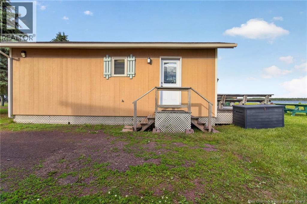102 York Street, Richibucto, New Brunswick  E4W 4K2 - Photo 4 - NB142457