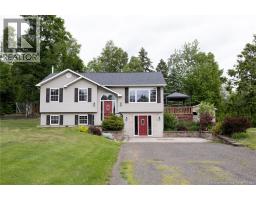 2 Christopher Crescent, Upper Kingsclear, New Brunswick