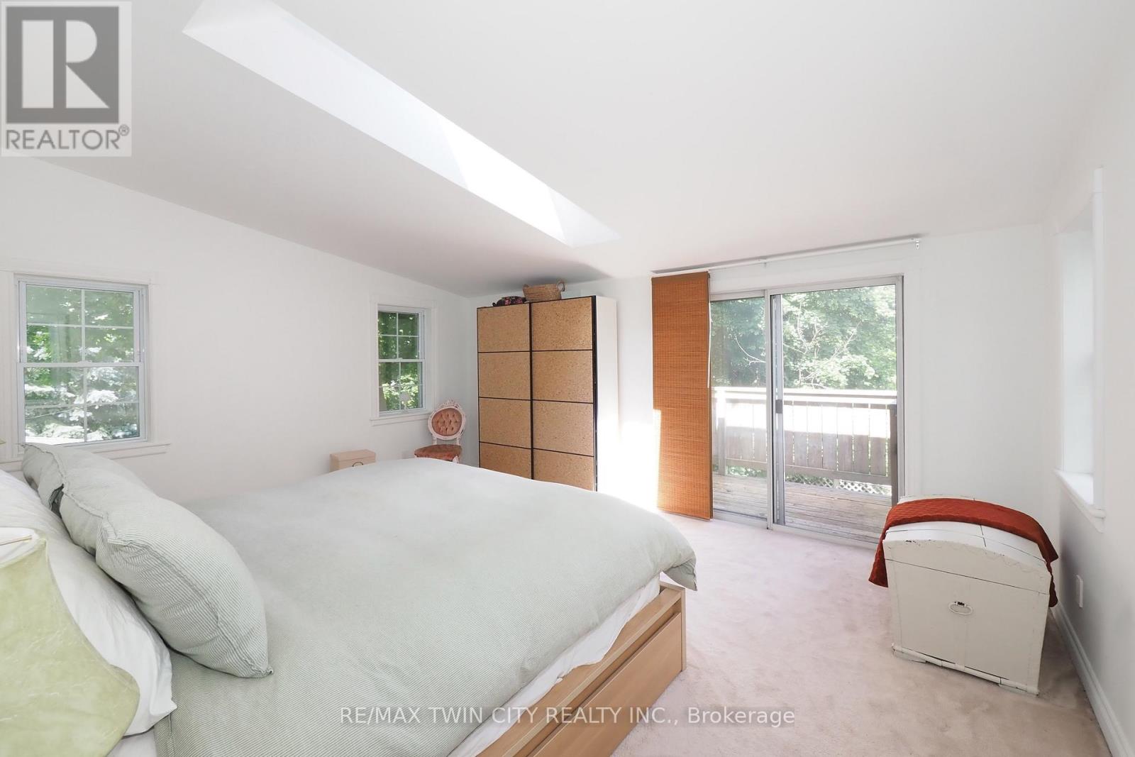 103 Belleview Avenue, Waterloo, Ontario  N2B 1G6 - Photo 27 - X13478416