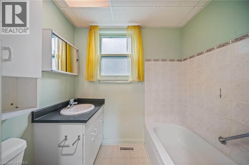 399 Marlborough Street, Brantford, Ontario  N3S 4V4 - Photo 22 - 40831576
