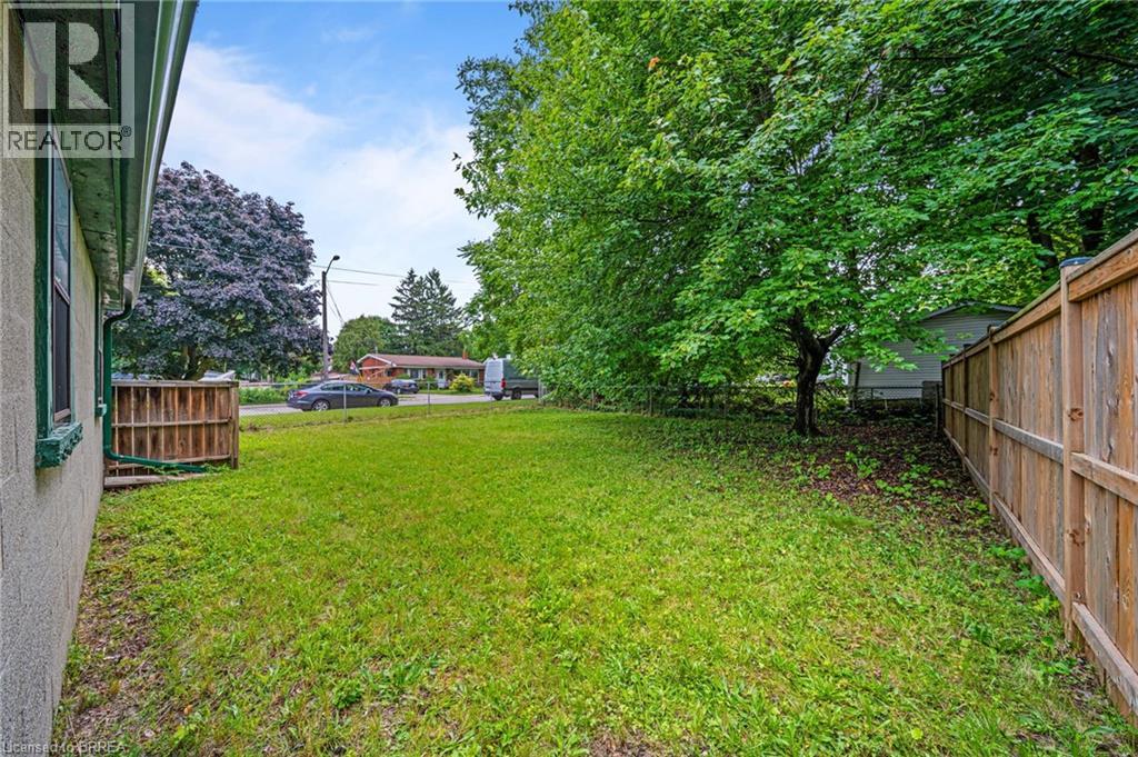 399 Marlborough Street, Brantford, Ontario  N3S 4V4 - Photo 39 - 40831576