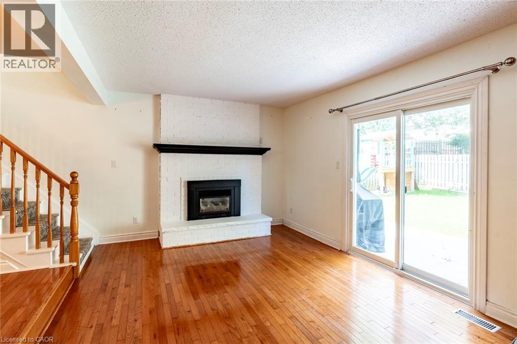 125 Cornerbrook Crescent Unit# A, Waterloo, Ontario  N2V 1L3 - Photo 10 - 40842266