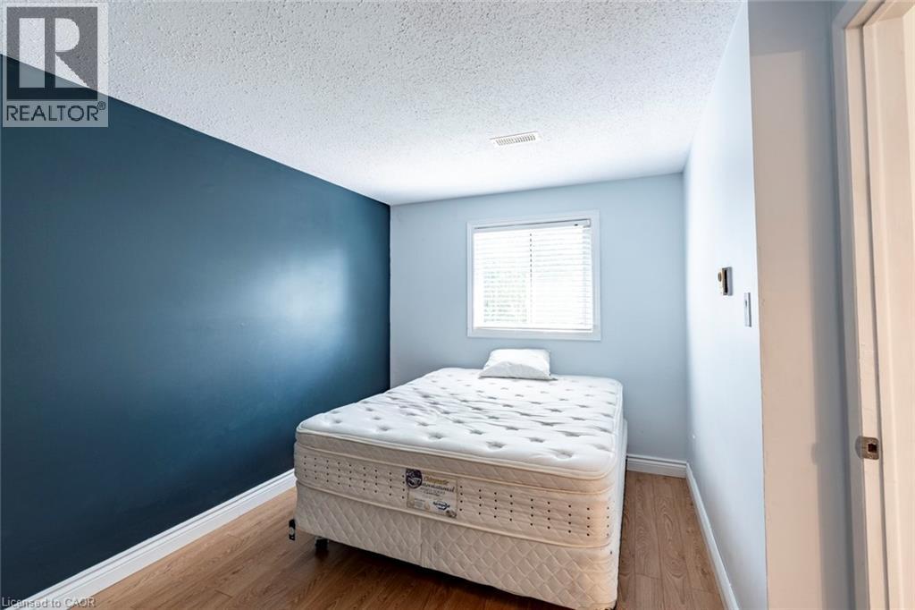 125 Cornerbrook Crescent Unit# A, Waterloo, Ontario  N2V 1L3 - Photo 14 - 40842266