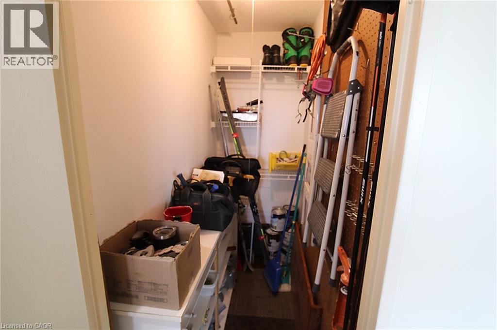 225 Harvard Place Unit# 811, Waterloo, Ontario  N2J 4H4 - Photo 14 - 40840854
