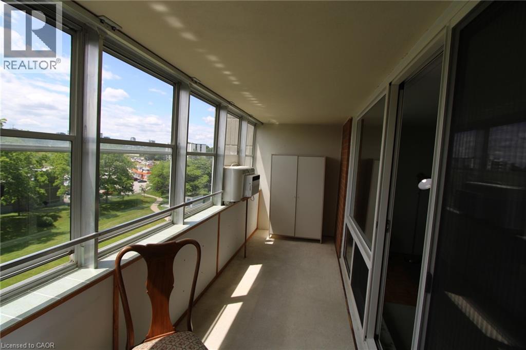225 Harvard Place Unit# 811, Waterloo, Ontario  N2J 4H4 - Photo 16 - 40840854