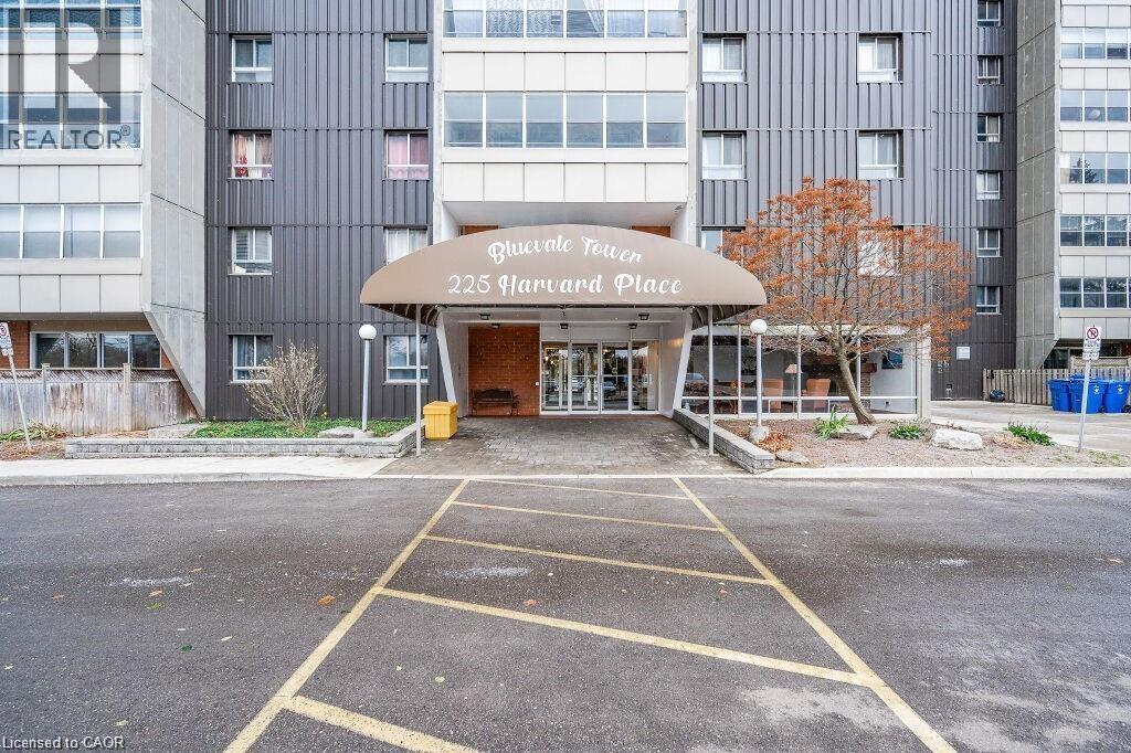 225 Harvard Place Unit# 811, Waterloo, Ontario  N2J 4H4 - Photo 2 - 40840854
